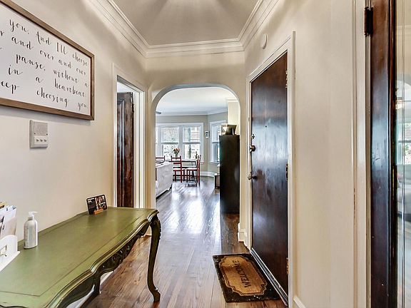 5th image of 6535 N Ashland Ave #1S