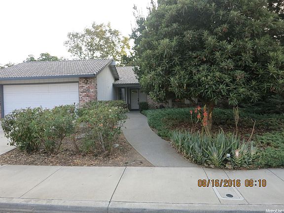 2nd image of 2040 Smokey Dr