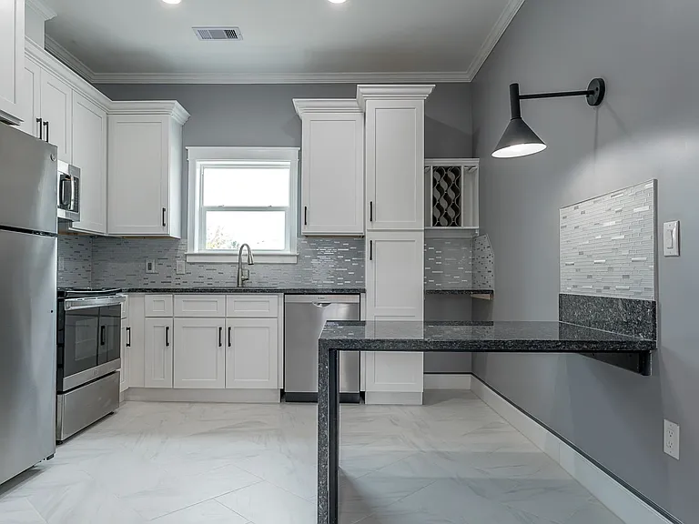 1801 Rosenberg — Photo 9