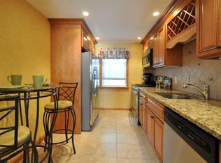 520 Lincoln Park E, Cranford, NJ 07016