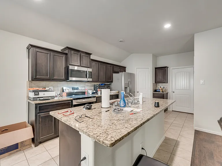 705 Ben Lake Trl — Photo 6