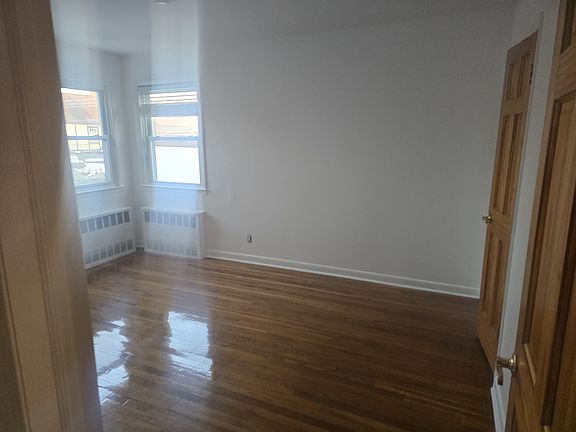 5th image of 16619 25th Ave #2A