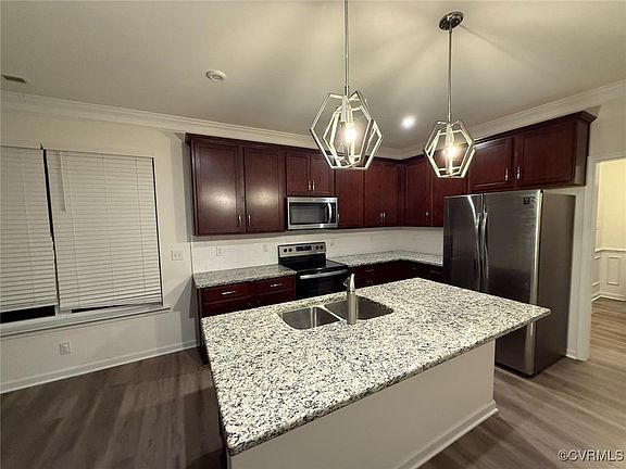 3rd image of 2209 Eventide Dr