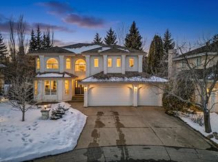 1211 Hewgill Pl NW, Edmonton, AB T6R 2K5