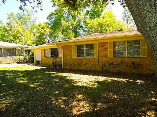 1st image of 172 Brady Dr