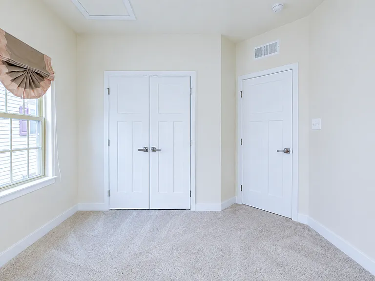 8032 Spring Arbor Dr — Photo 27