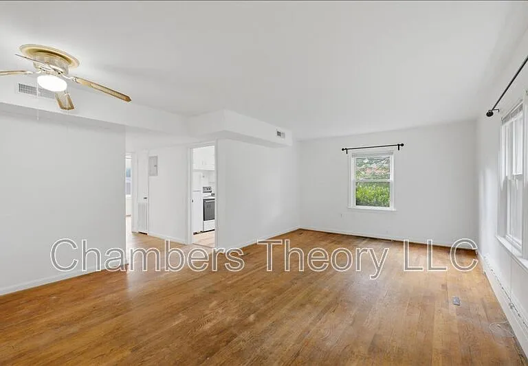 130 S 29th St #1 — Photo 2
