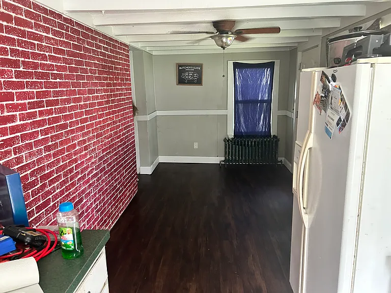 19 Frost Hill Ave #A — Photo 3