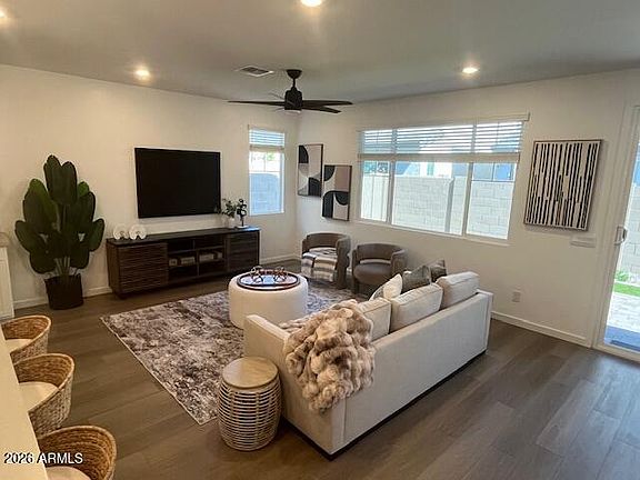 5th image of 2442 W ROWEL Road