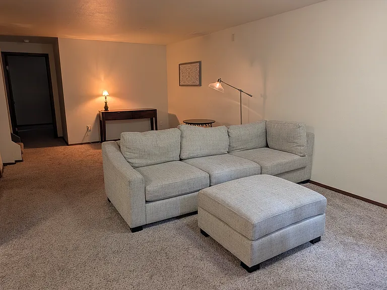 1024 Oxford Ln #64 — Photo 7