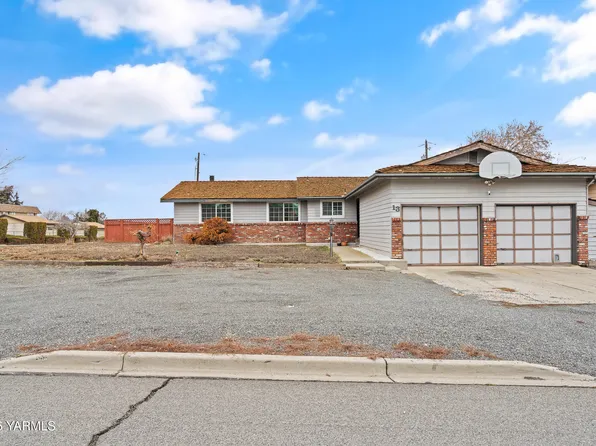 13 N 60th Ave, Yakima, WA 98908