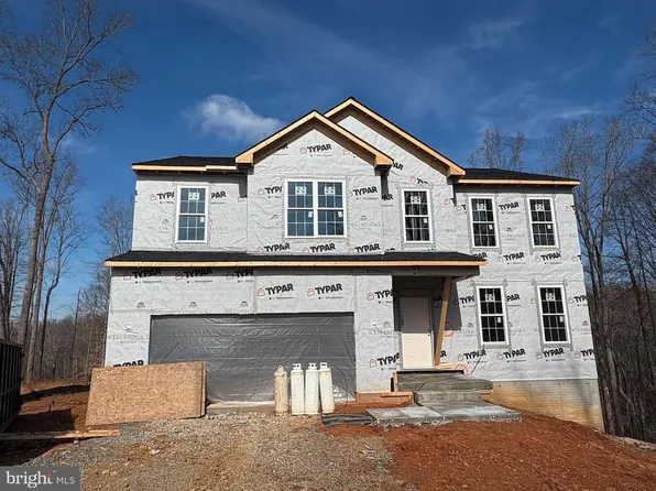 7427 Long Leaf Ln, King George, VA 22485