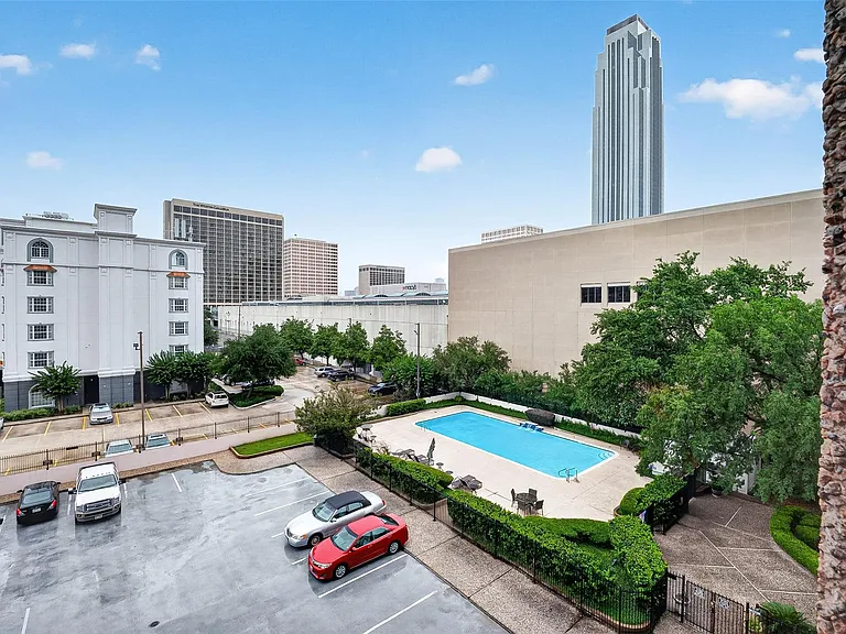 5150 Hidalgo St #402 — Photo 42