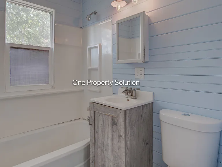 329 N Jay St — Photo 15