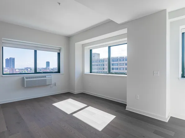 158 8th Street image 6 of 17