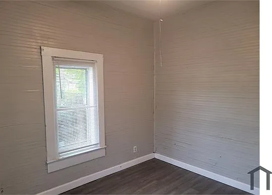 1215 Historic Goldsboro Blvd — Photo 17