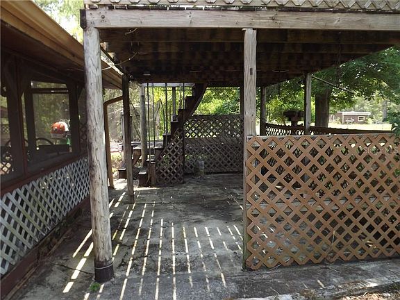 4th image of 44220 Lake Mack Dr
