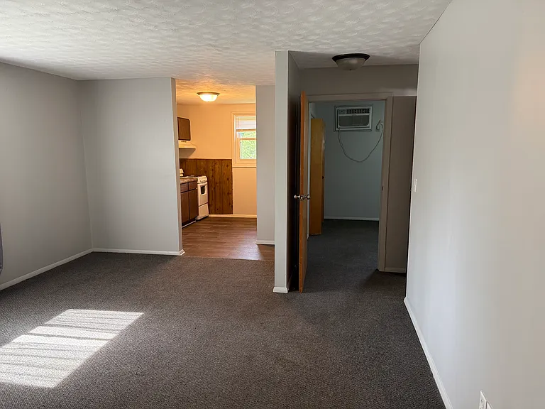 1021 N 5th St #5 — Photo 6