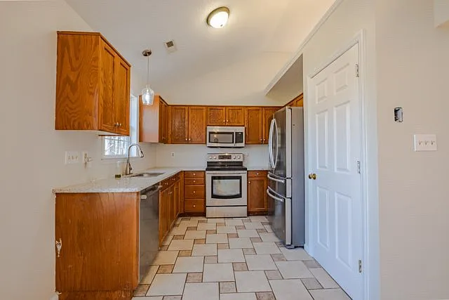 117 Eagle Ct — Photo 7