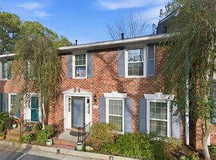 1102 Moorestown Cir, Decatur, GA 30033