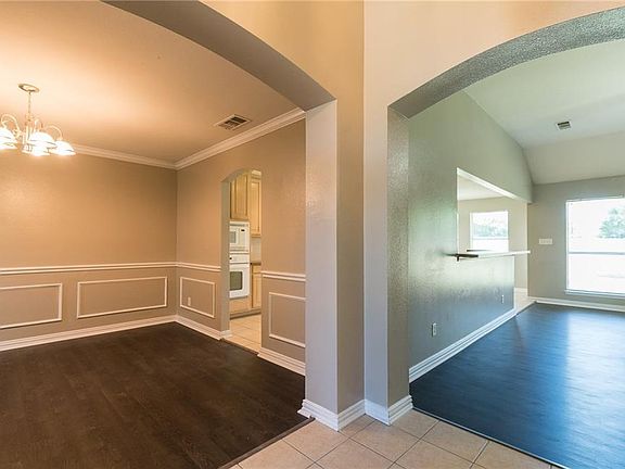 5th image of 1413 San Marino Ln