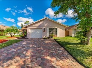 6349 Greengate Dr, Orlando, FL 32822