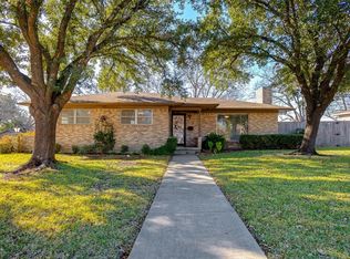 301 Sherry Ln, Farmersville, TX 75442