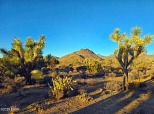 2886 S Cattle Crossing Rd, Yucca, AZ 86438