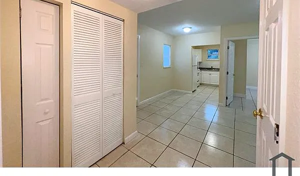 774 NW 41st St #4 — Photo 3