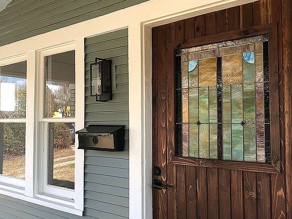 Craftsman door window