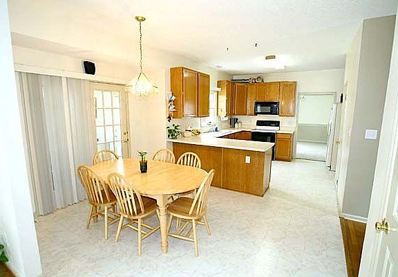 large kitchen, breakfast