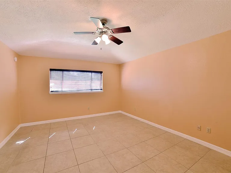 470 Buoy Rd — Photo 13