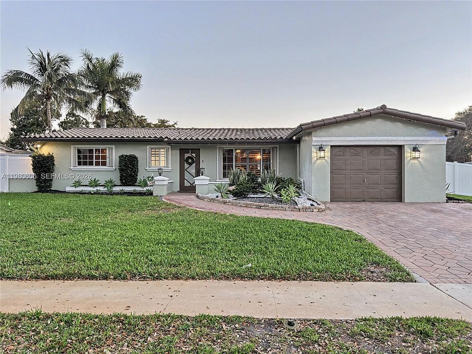 1st image of 11040 NW 22nd St