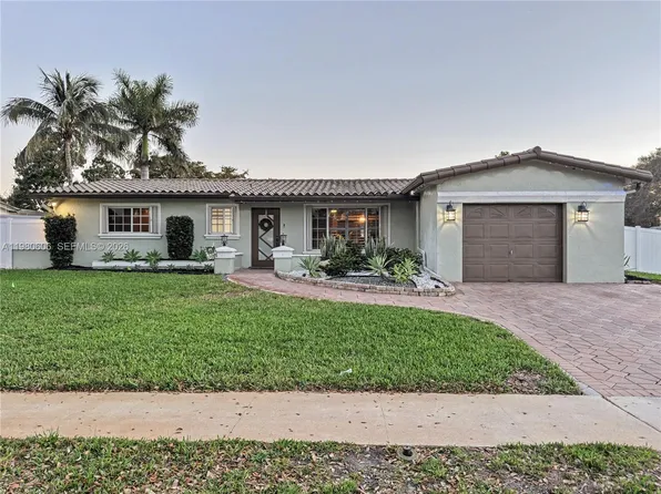 11040 NW 22nd St, Pembroke Pines, FL 33026