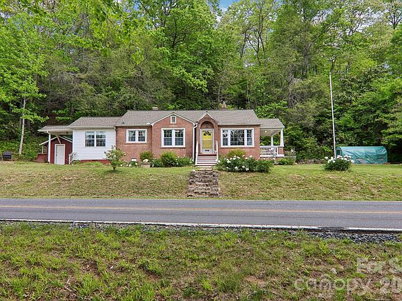 3rd image of 2627 White Oak Rd