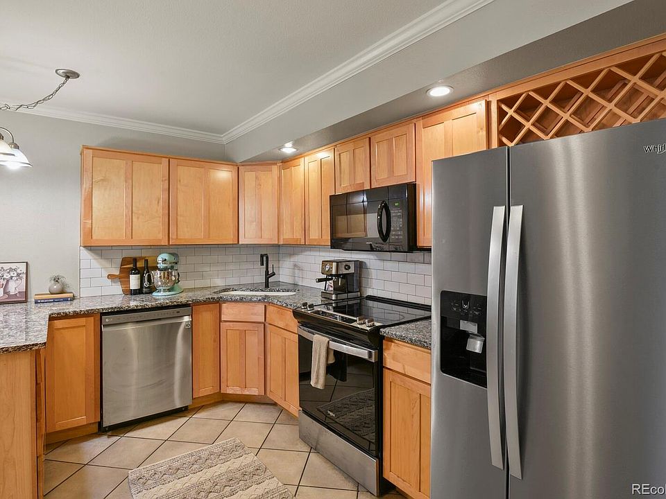 1st image of 601 W 11th Ave APT 409
