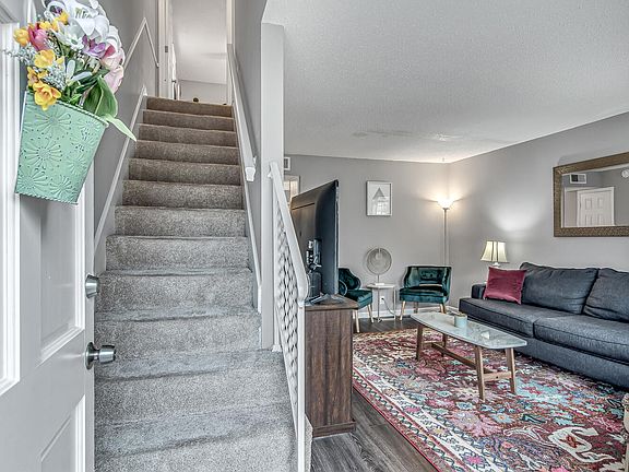 2nd image of 2503A Blair Blvd #1