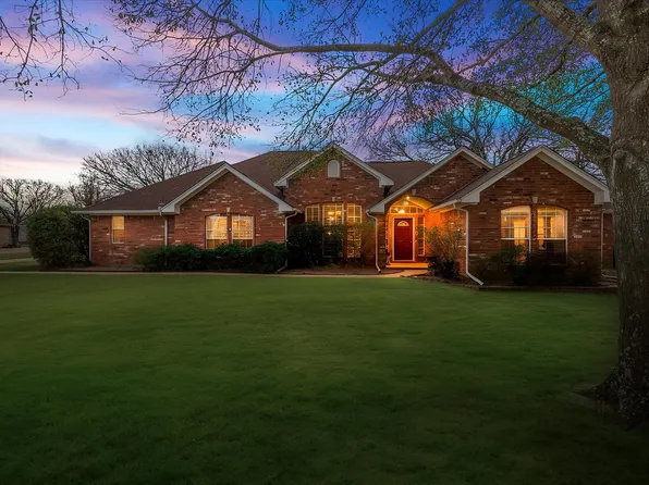 1025 Oak Hollow Ln, Combine, TX 75159