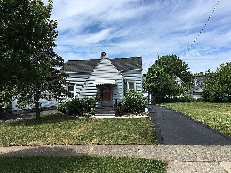 1st image of 19571 Tyronne Ave