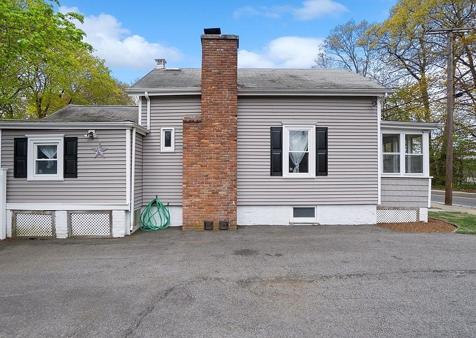 129 Maple St, Attleboro, MA 02703 Zillow