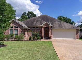6202 Cromwell Ct, Bryan, TX 77802