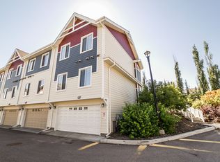 2003 Rabbit Hill Rd NW #1, Edmonton, AB T6R0R7