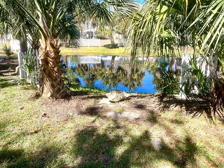 11449 W Bayshore Dr — Photo 37