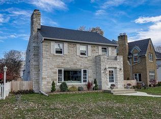 318 E Lexington Blvd, Whitefish Bay, WI 53217