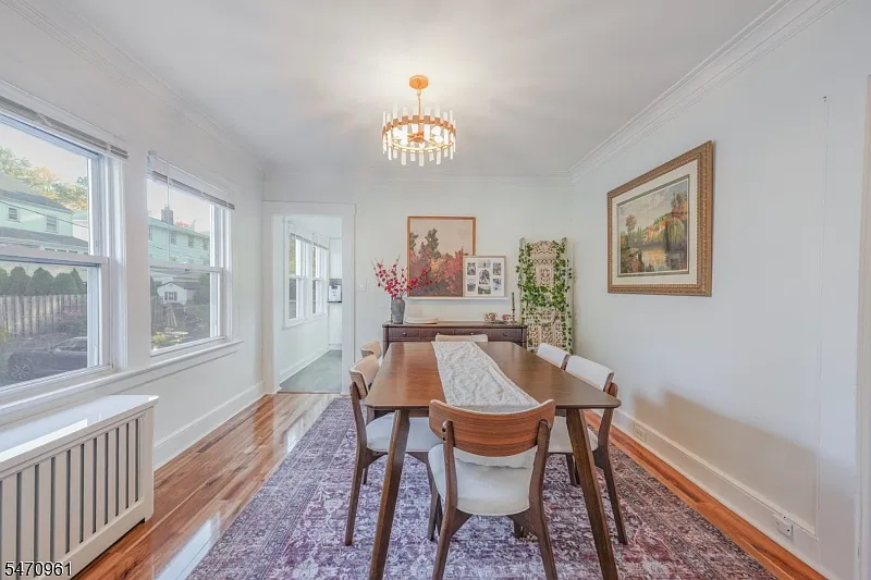 3 bed, 1.0 bath, $3,150 — Photo 3