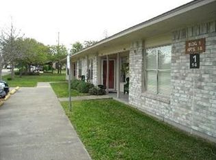2501 Davis St, Taylor, TX 76574
