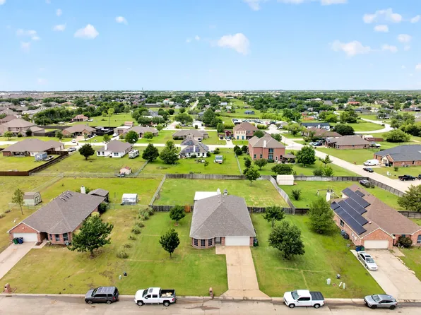 103 Avery Ln, Fate, TX 75189