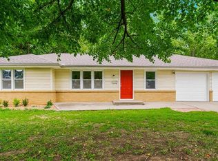 6134 Craig Rd, Overland Park, KS 66202