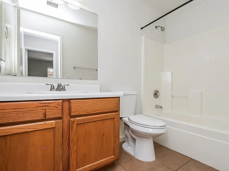 11026 E Delta Ave — Photo 14