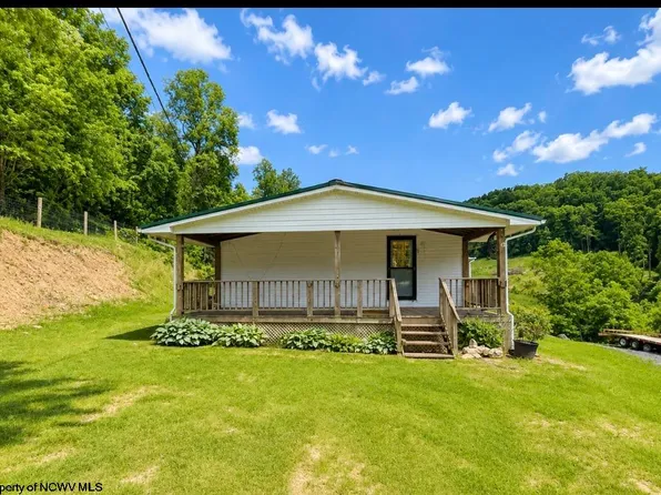 2309 Sassafras Run Rd, Weston, WV 26452